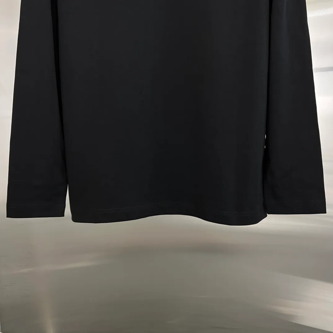 ：Moncler/ T ：300 100% ：320 ： ：White Black Size：S M L XL Same Style